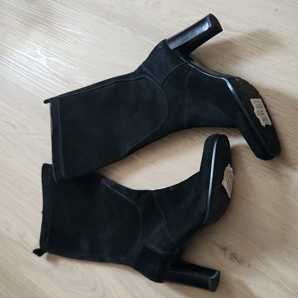 Stuart Weitzman Suede Boots
